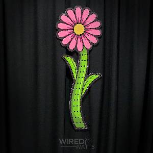 Large Daisy Flower Pink - Image 1
