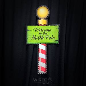 North Pole with Wood Plaque - Image 1